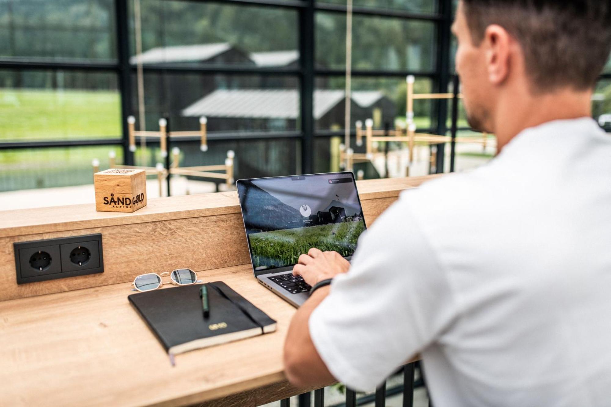 Sandgold Alpine Glamping Campo Tures Exterior foto